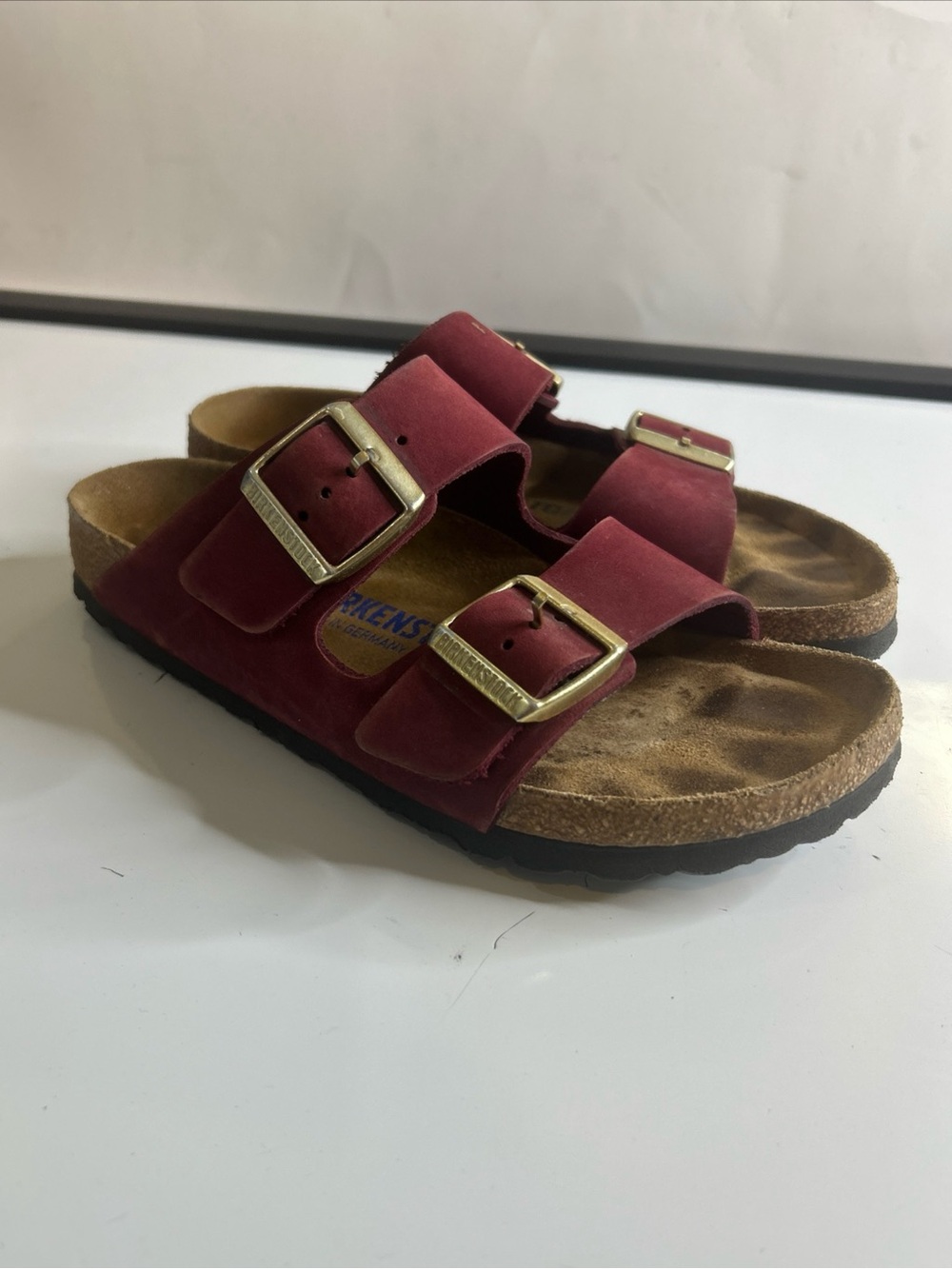 BIRKENSTOCK Arizona Zinfandel Suede Sandals Women’s Size 7 37 Footbed Comfort